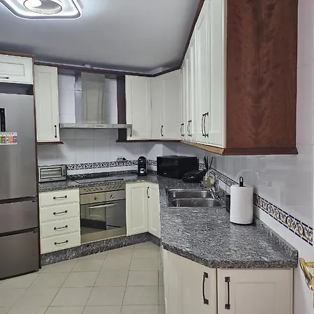 Будинок відпочинку Marbella Costalita 1 *