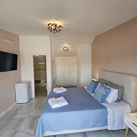Дом отдыха Marbella Costalita 1